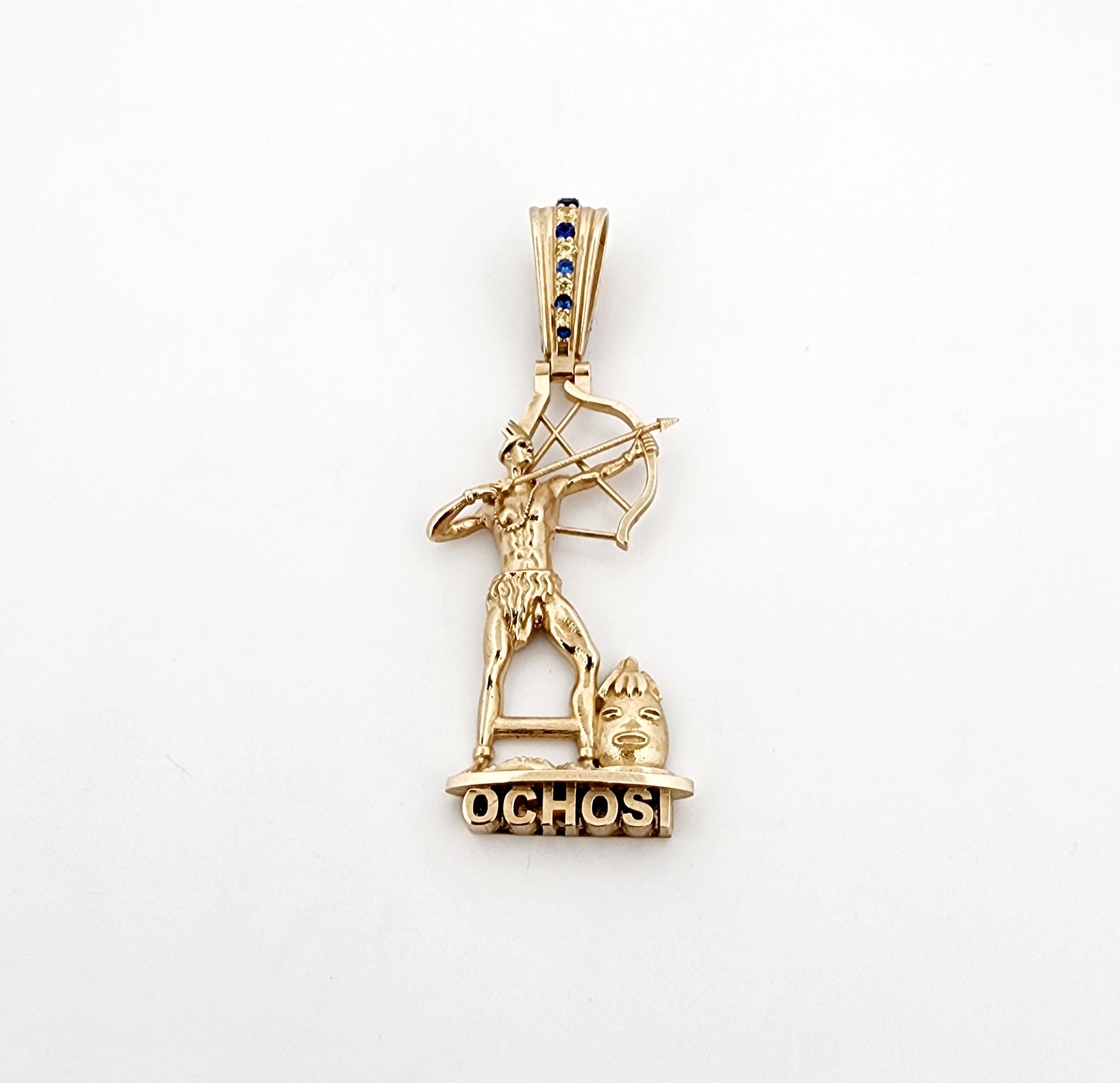 Dije de Oshosi Por orden