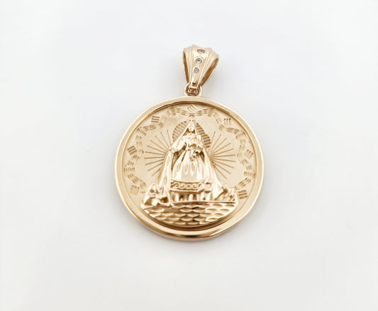Medalla de Virgen de la Caridad. 14k